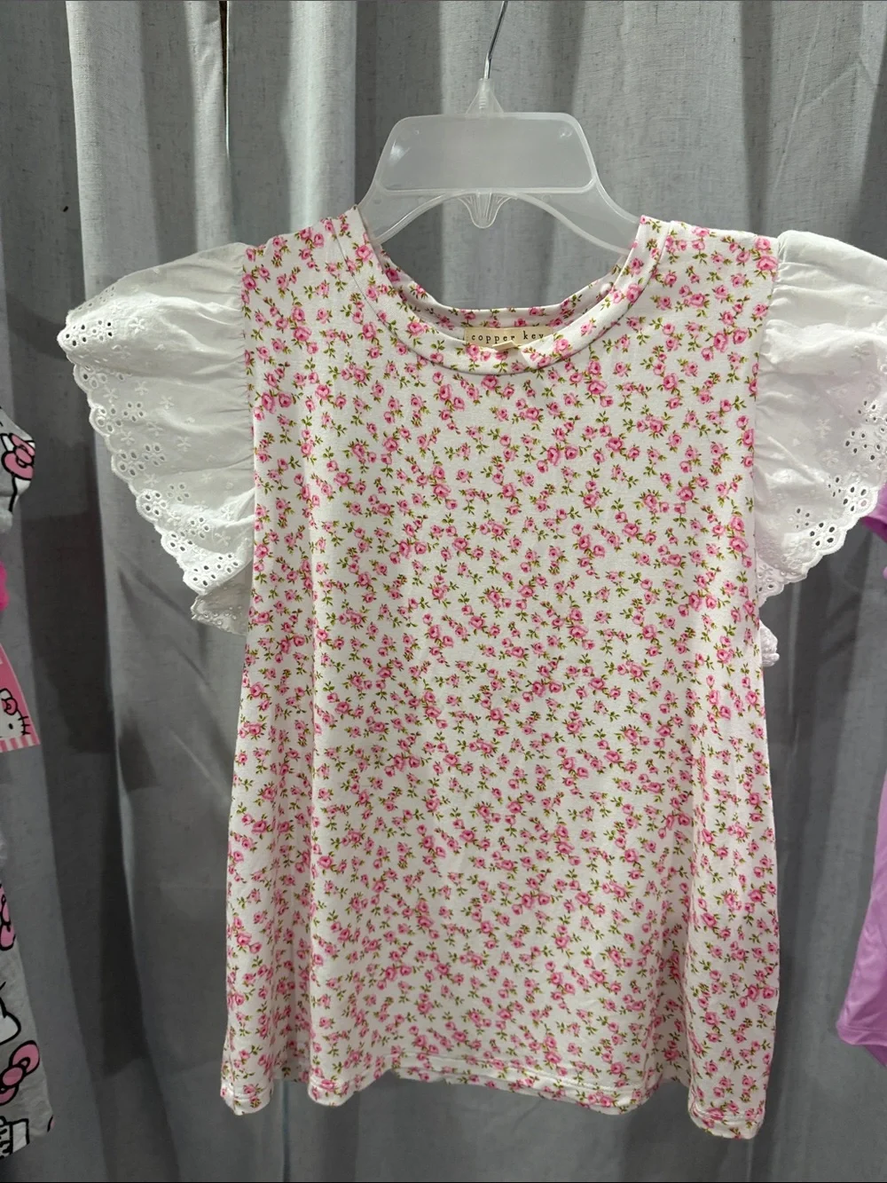 Copper Key White Pink Floral Ruffle Sleeve Top